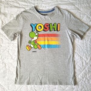 2/$15 🌼 Super Mario Yoshi Run Tee